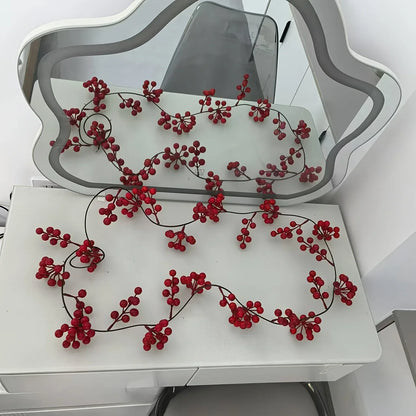 Rode Feestslinger – Decoratieve Kerstslinger van 190 cm met Rode Bessen
