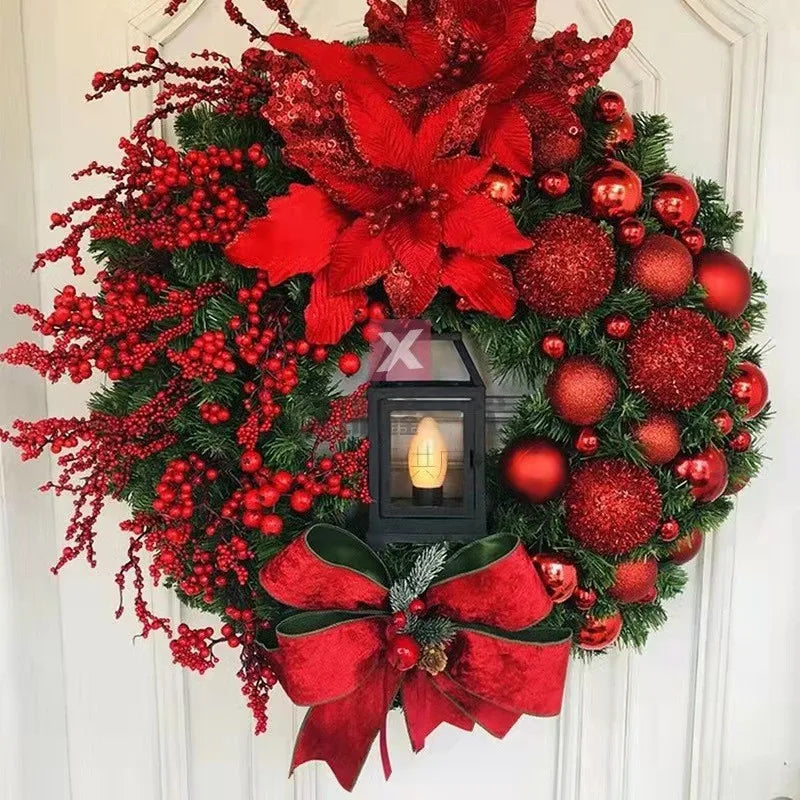 Kerstgloed – Kerstkrans met Gouden en Rode Details en Verlichting