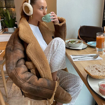 Veerle Dames Korte Winterjas – Elegante Jas voor Herfst en Winter