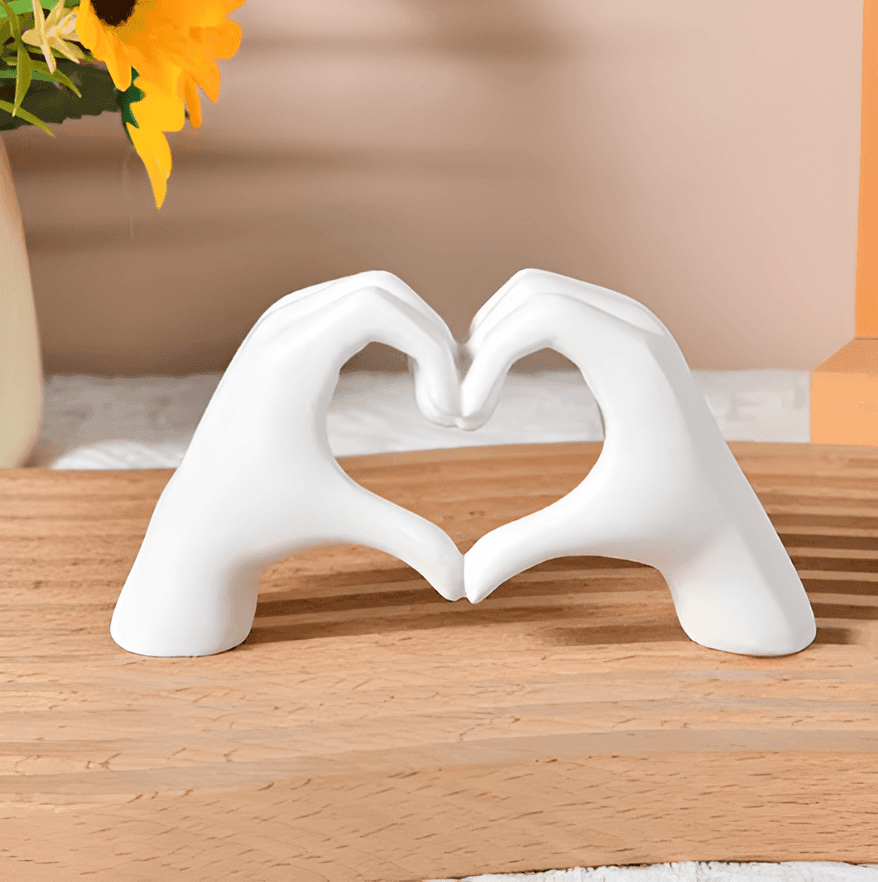 Hartvormige Woondecoratie – Symbolisch Beeld voor Liefde en Verbinding