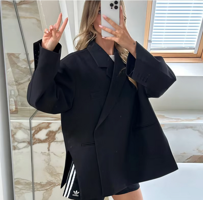 Nova Damesblazer – Oversized Blazer met Relaxed Fit en Schouders