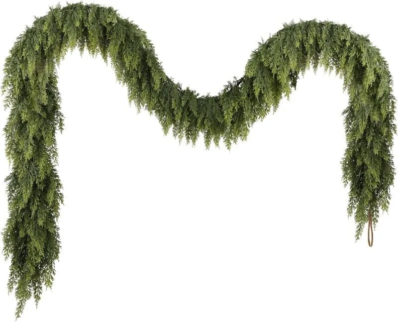 Wintergroen – Kunstkerstslinger van 275 cm voor Feestelijke Decoratie