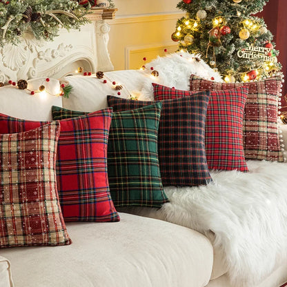 Kerst Kussenhoes 45x45 cm – Rood Groen met Sneeuwvlokmotief