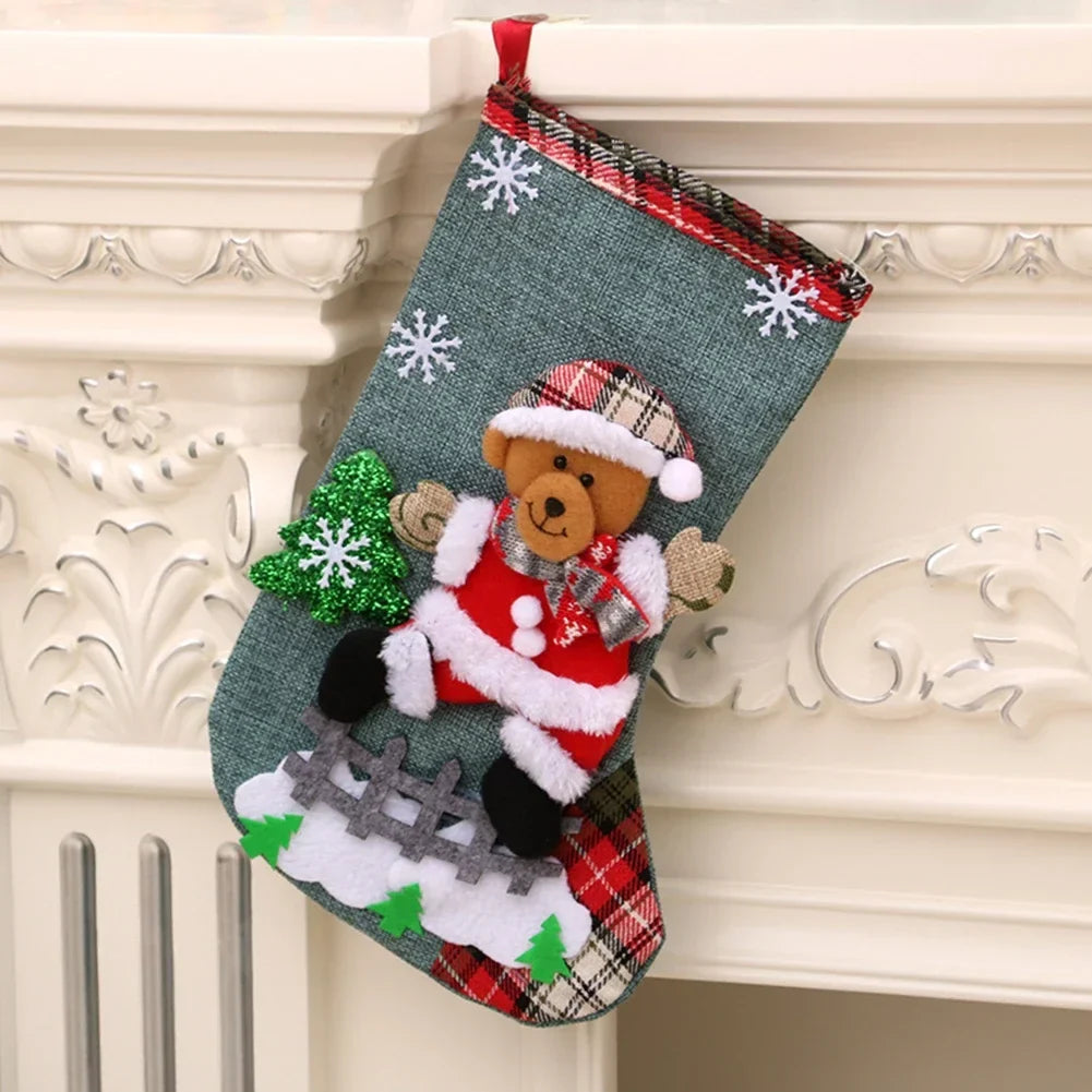 Kerstvriendjes Noël – Set van 4 Kerstkousen met 3D-figuren van Linnen