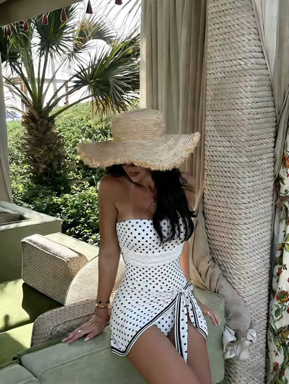 Myla Dames Badpak – Strapless Wit Badpak met Zwarte Polkadots