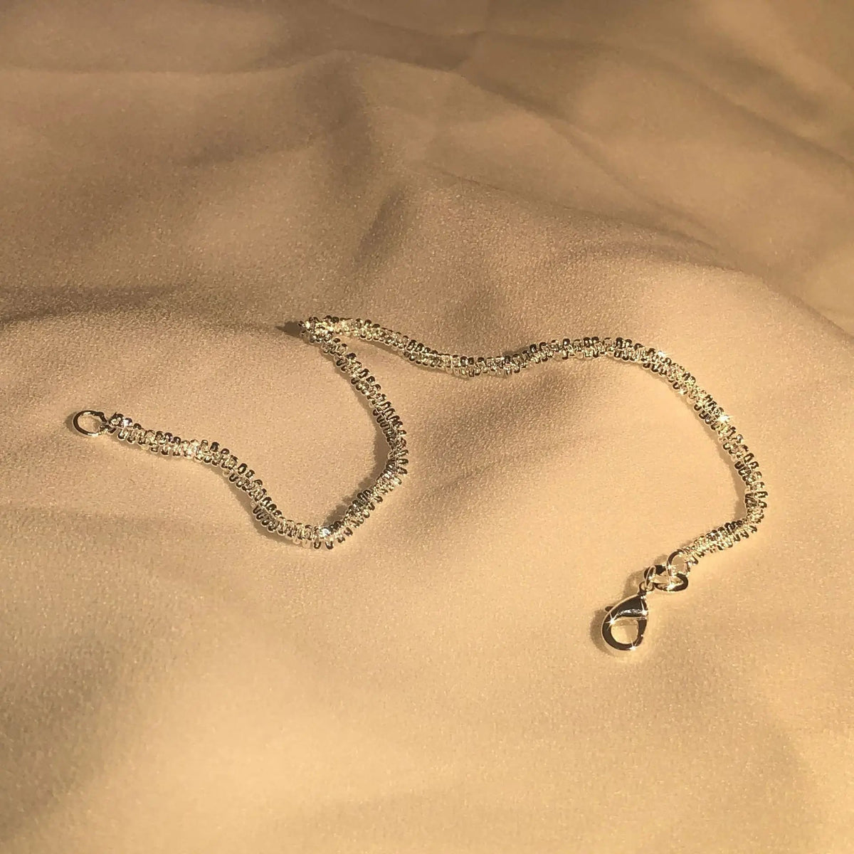 Elegante Dames Armband met Watermotief – Tijdloos Sieraad