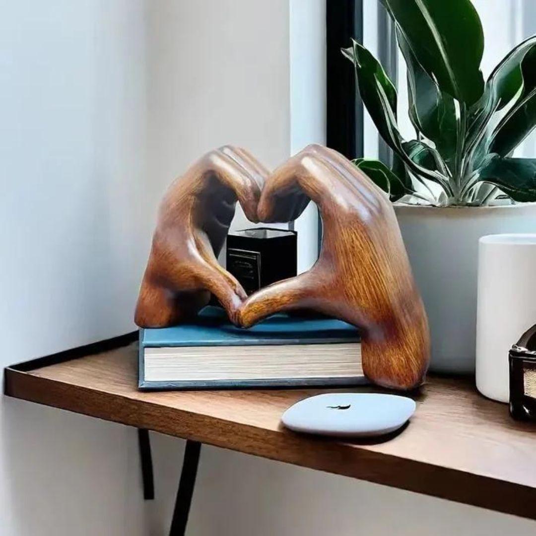 Hartvormige Woondecoratie – Symbolisch Beeld voor Liefde en Verbinding