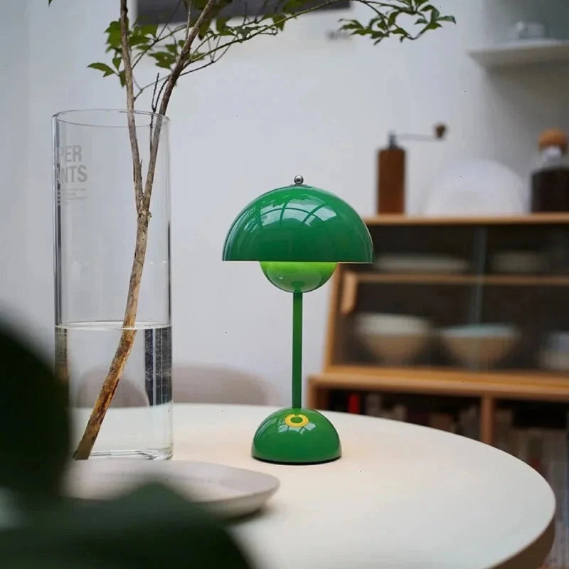 LunarGlow - LED-tafellamp voor een sfeervolle interieur