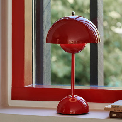 LunarGlow - LED-tafellamp voor een sfeervolle interieur