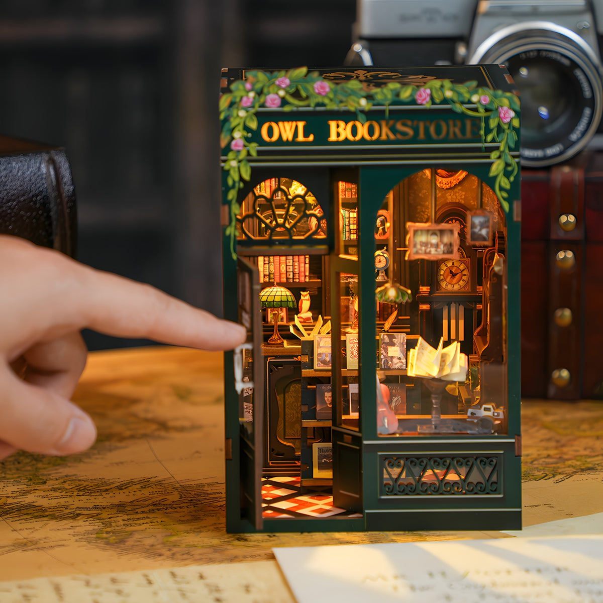 Miniatuur Uilenboekhandel Bouwpakket met Verlichting – 3D Puzzel