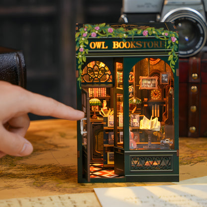 Miniatuur Uilenboekhandel Bouwpakket met Verlichting – 3D Puzzel