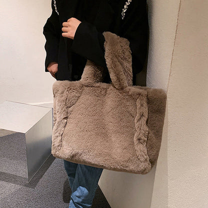 Fluffora – Zachte pluche damestas met kettingriem in 2 maten