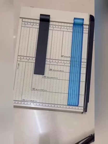SnijVlak A4 Papierknipper Handmatig met Raster en Antislipvoet