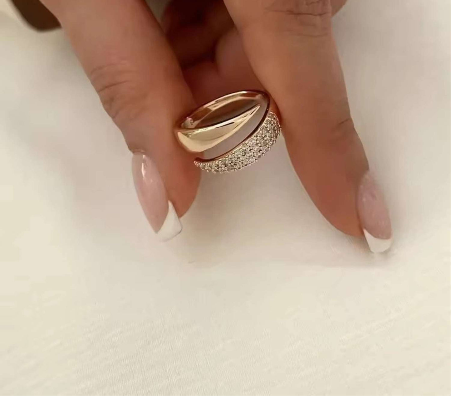 Lustara Verstelbare Damesring met Zirconia Glans Design