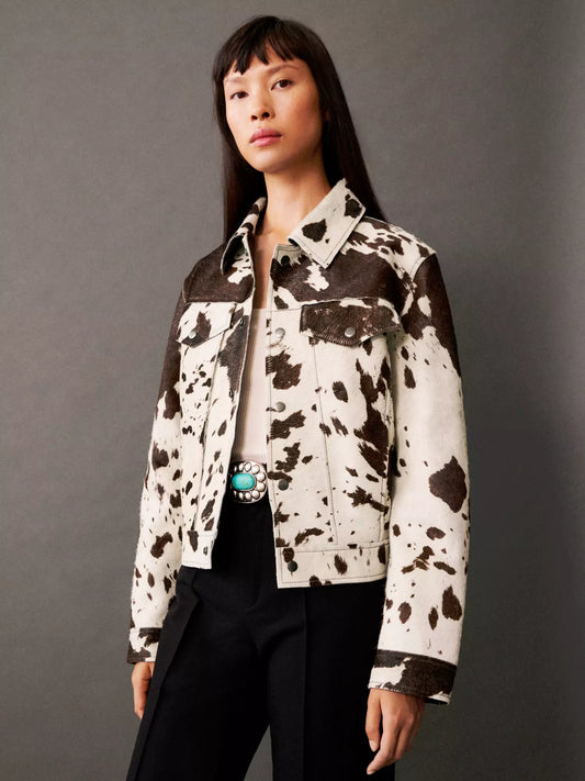Luna Dames Jasje met Koeienprint – Warm, Trendy & Comfortabel