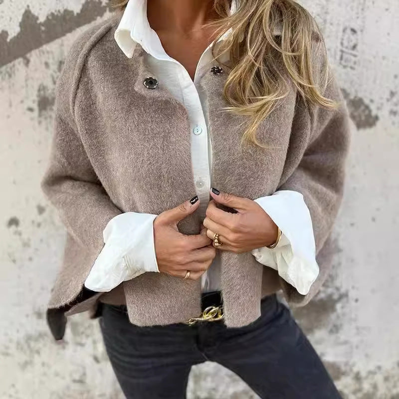 Dames Jasje Zacht & Warm – Flatterend Kort Ontwerp