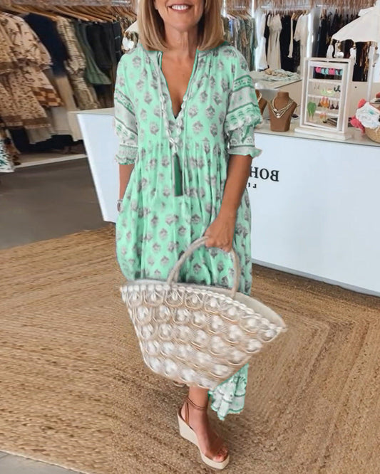 Marit Luchtige Strandjurk Dames met V-Hals en Zomerprint