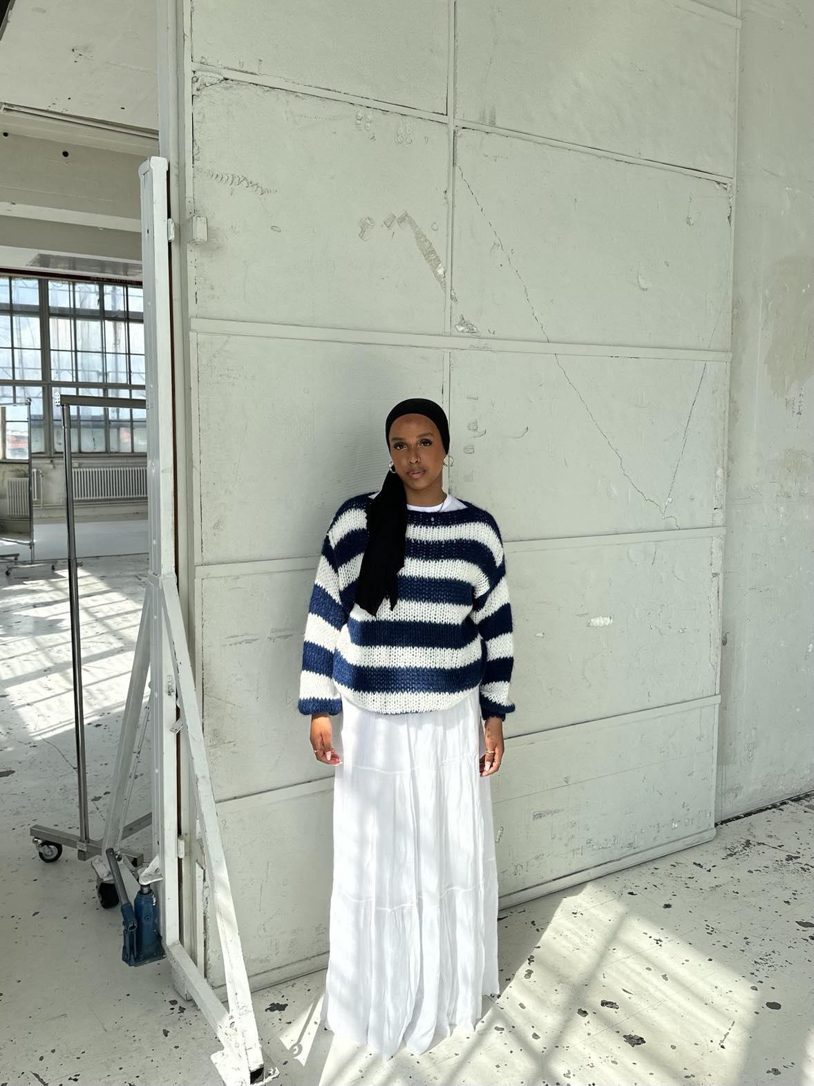 Strepenora – Oversized Damestrui met Brede Strepen en Ronde Hals