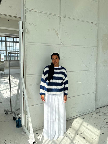 Strepenora – Oversized Damestrui met Brede Strepen en Ronde Hals