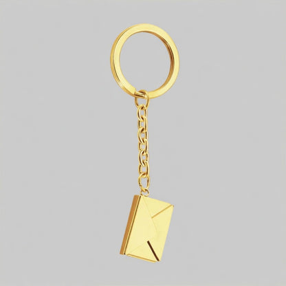 HartBoodschap Ketting met Persoonlijke Gravure en Elegant Design