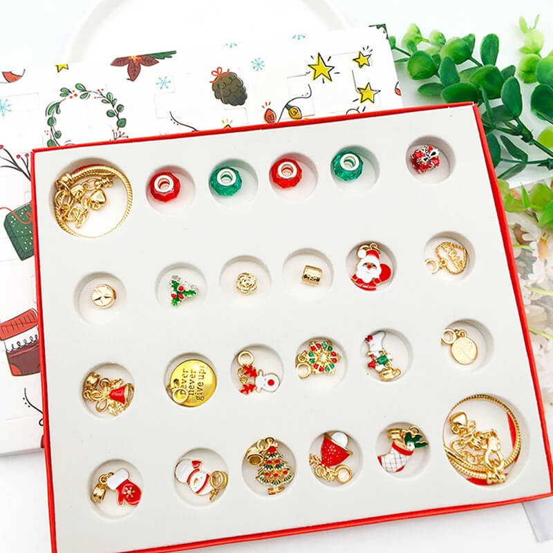 Mila Armband Adventskalender – 24 Dagen Vol Sieraden en Bedels