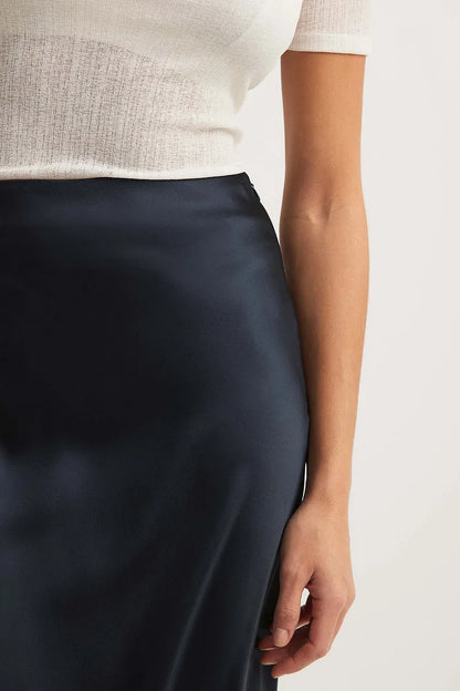 Dames Satijnen Rok Zijdeglans – Hoge Taille en Elegante Pasvorm